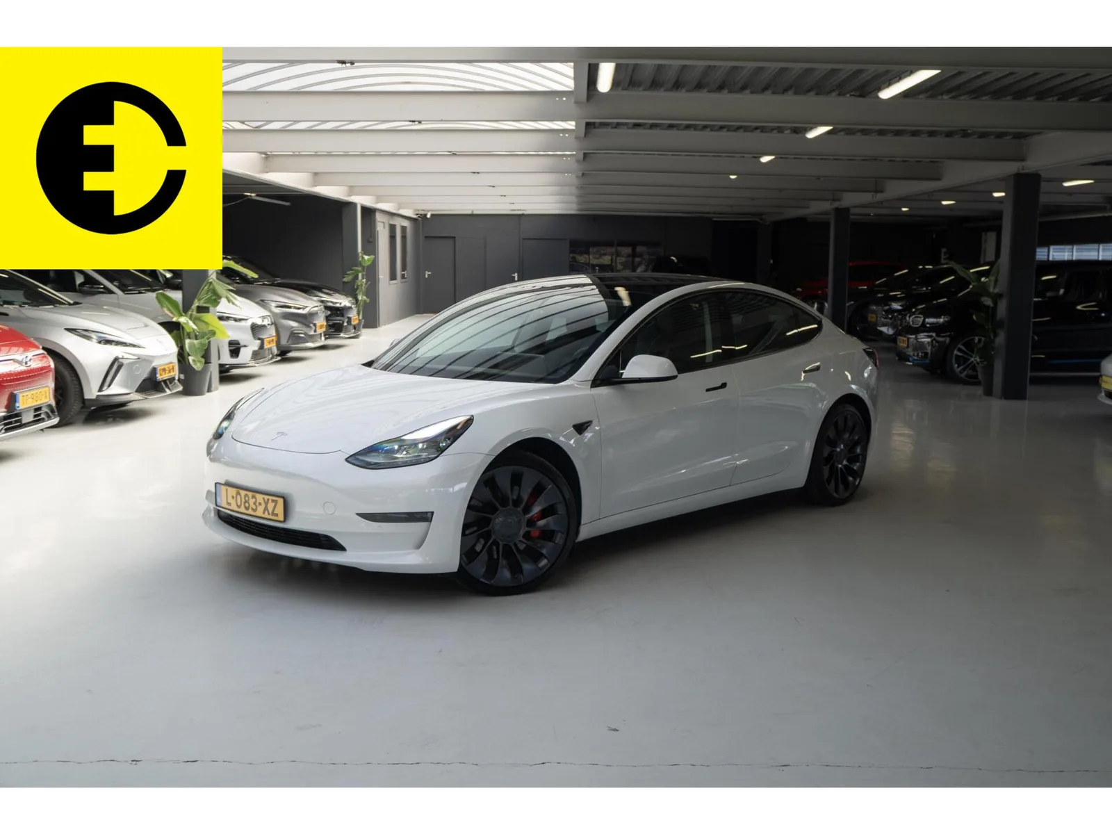 Tesla Model 3 (2020) — foto 1