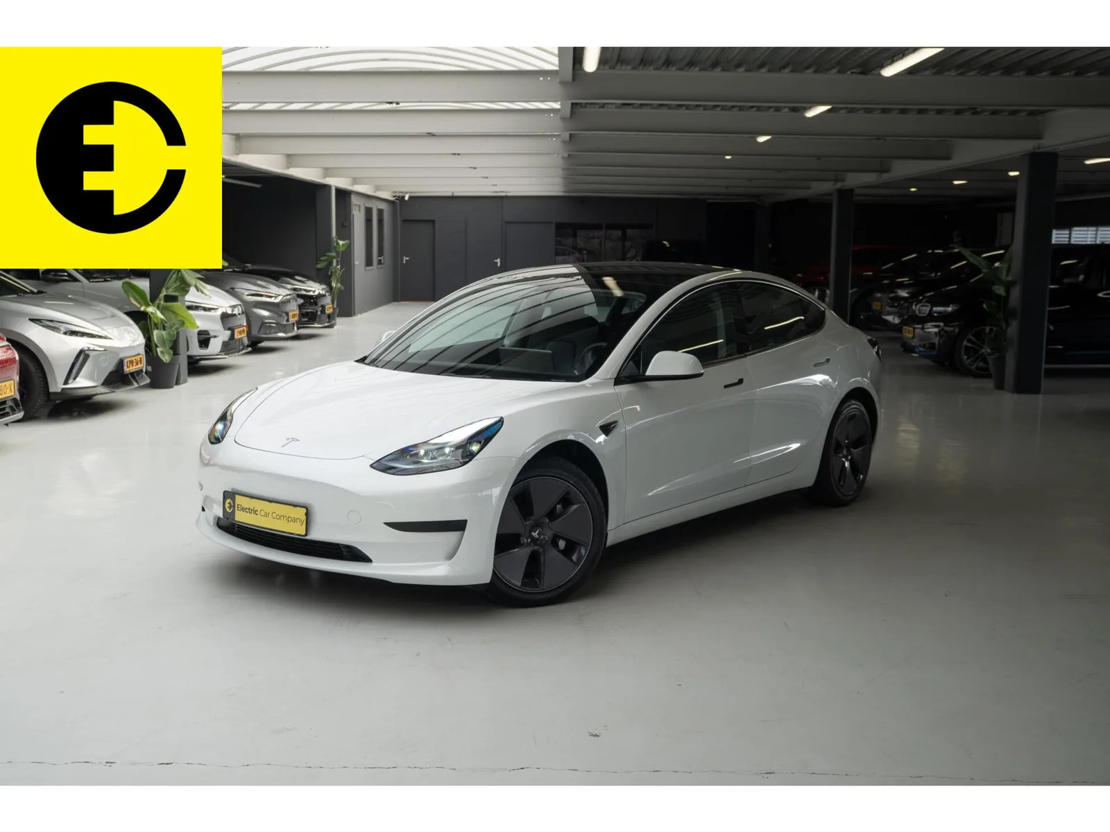 Tesla Model 3 (2023) — foto 1