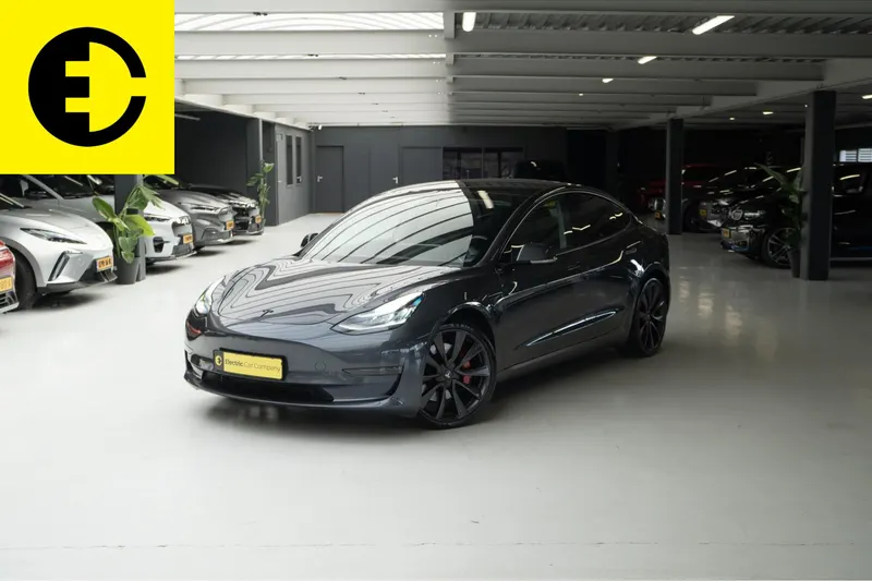 Tesla Model 3 (2020)