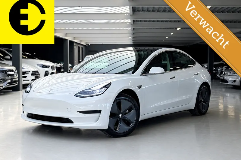 Tesla Model 3 (2019)
