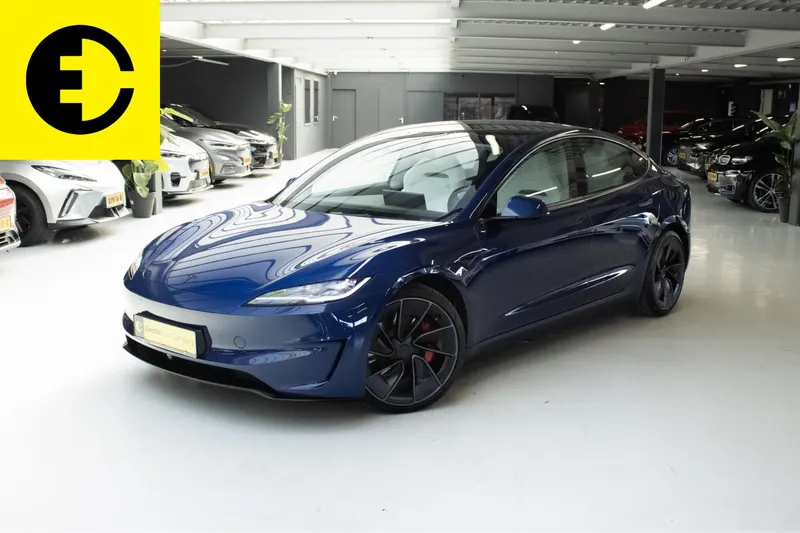 Tesla Model 3 (2026)