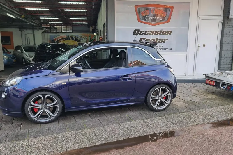 Opel Adam (2018)