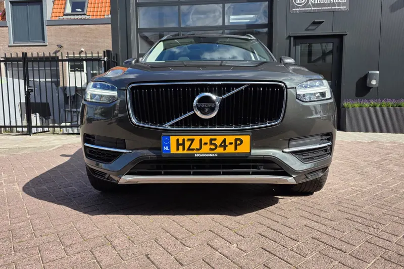 Volvo XC90 (2018)