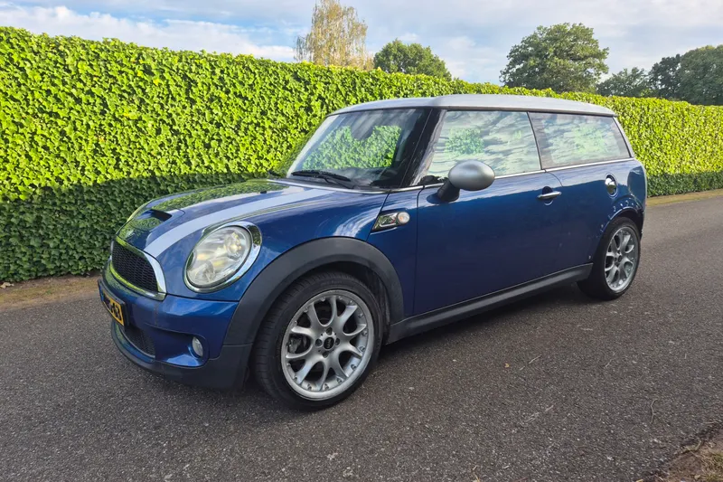 MINI  (2008)