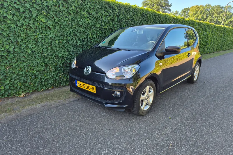 Volkswagen Up! (2011)