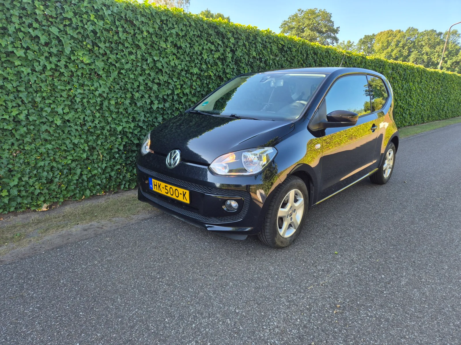 Volkswagen Up! (2011) — foto 1