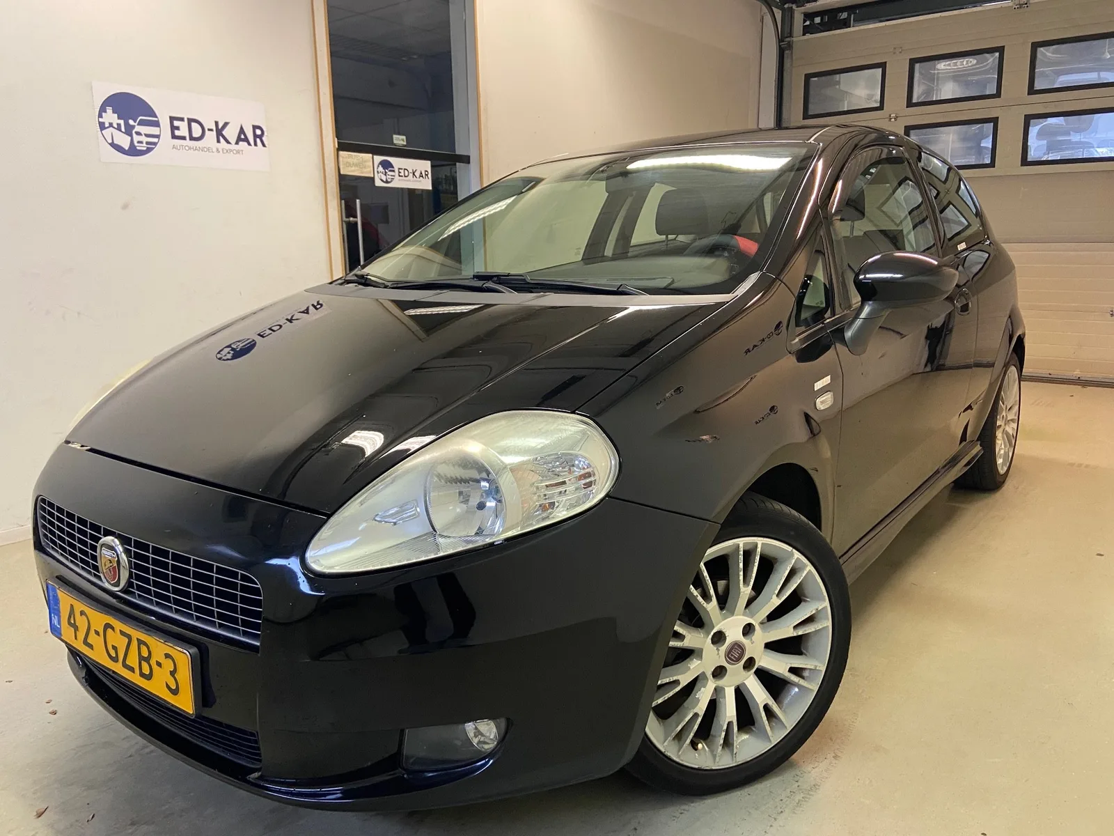 Fiat Grande Punto (2008) — foto 1