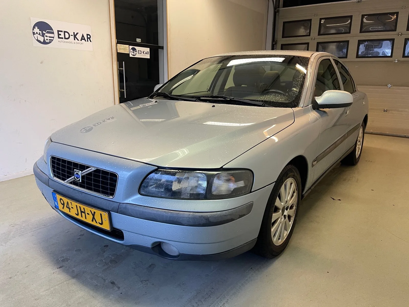 Volvo S60 (2002) — foto 1