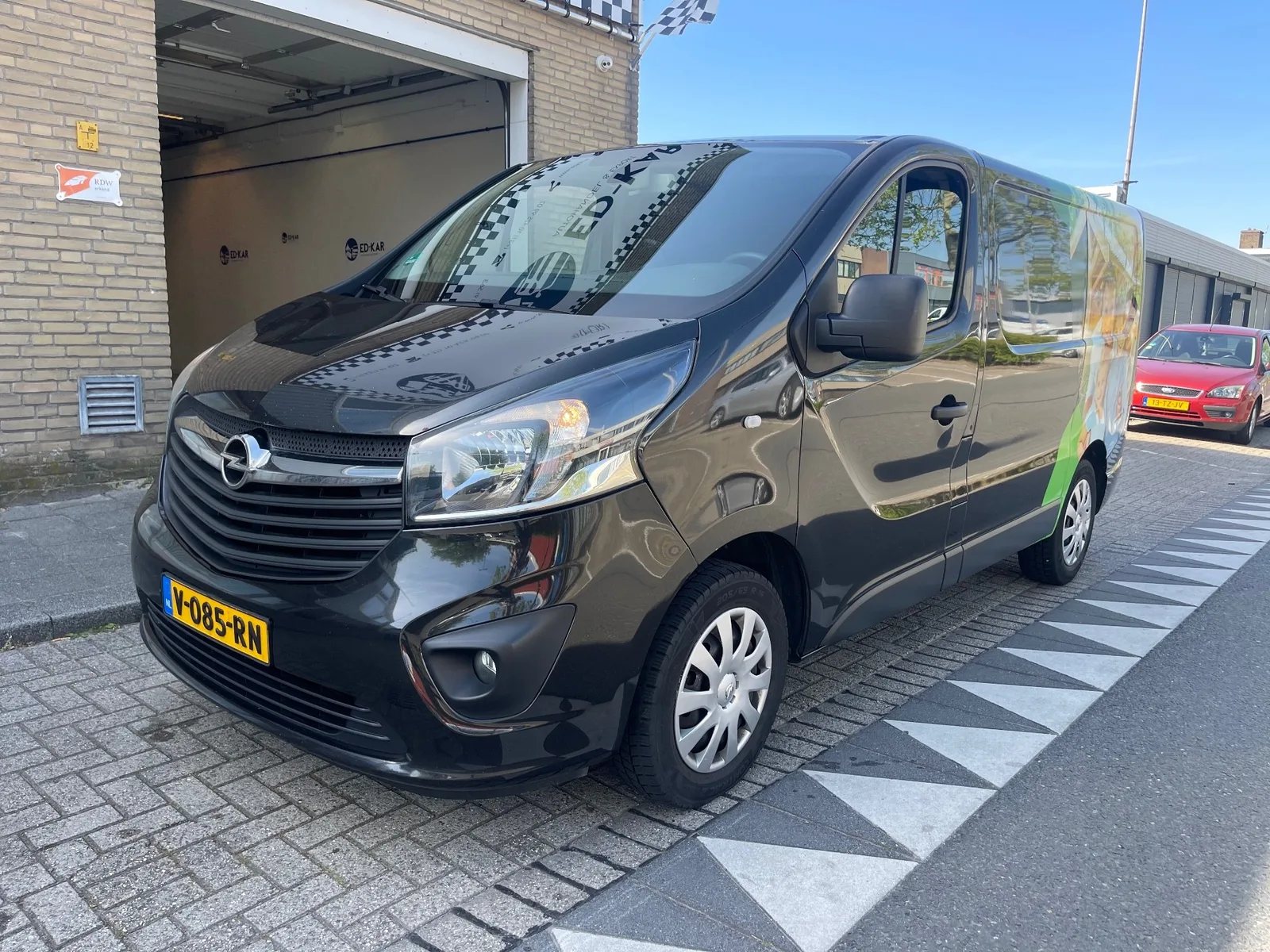 Opel Vivaro (2016) — foto 1