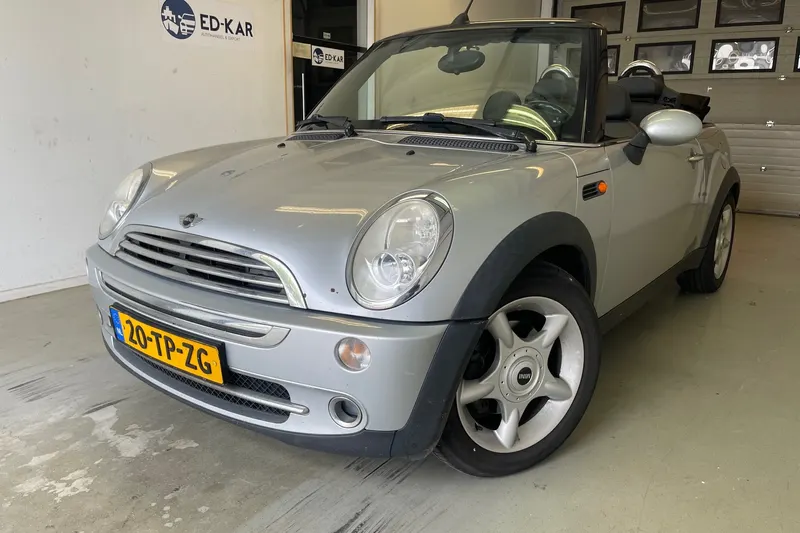 MINI Cooper (2007)