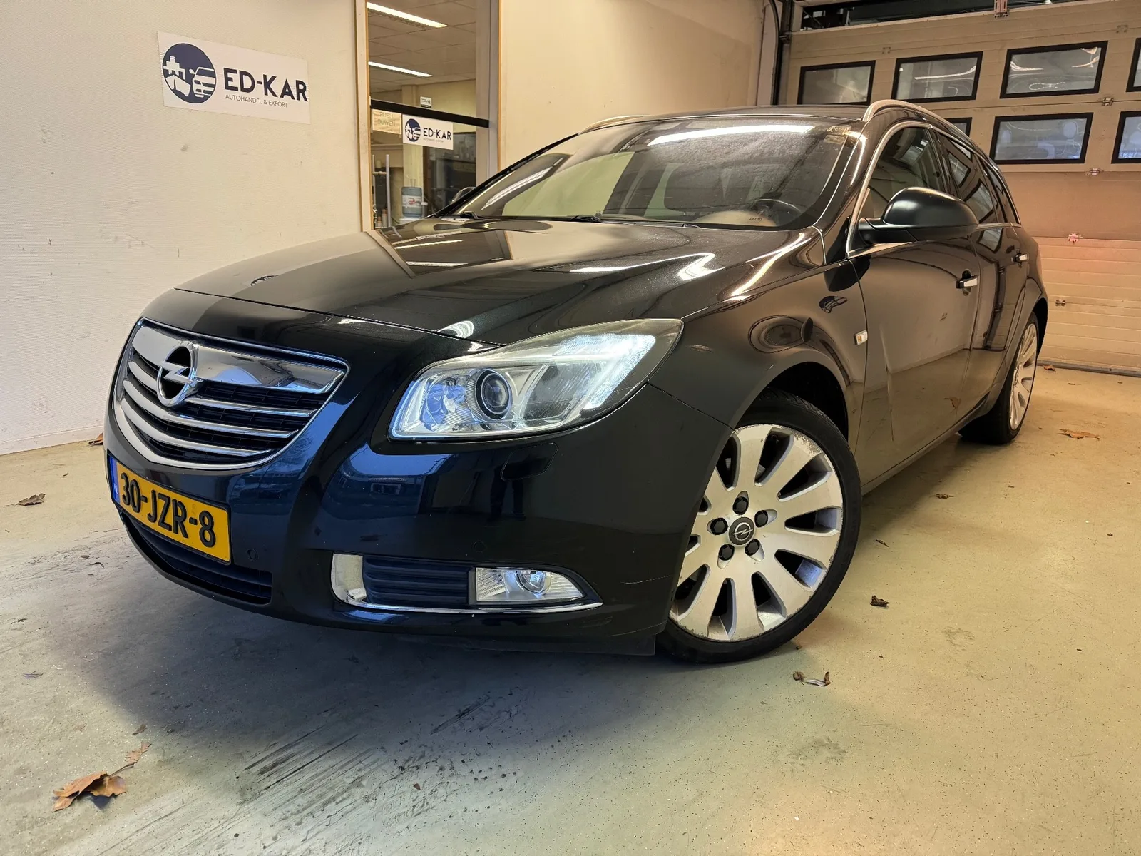 Opel Insignia (2009) — foto 1