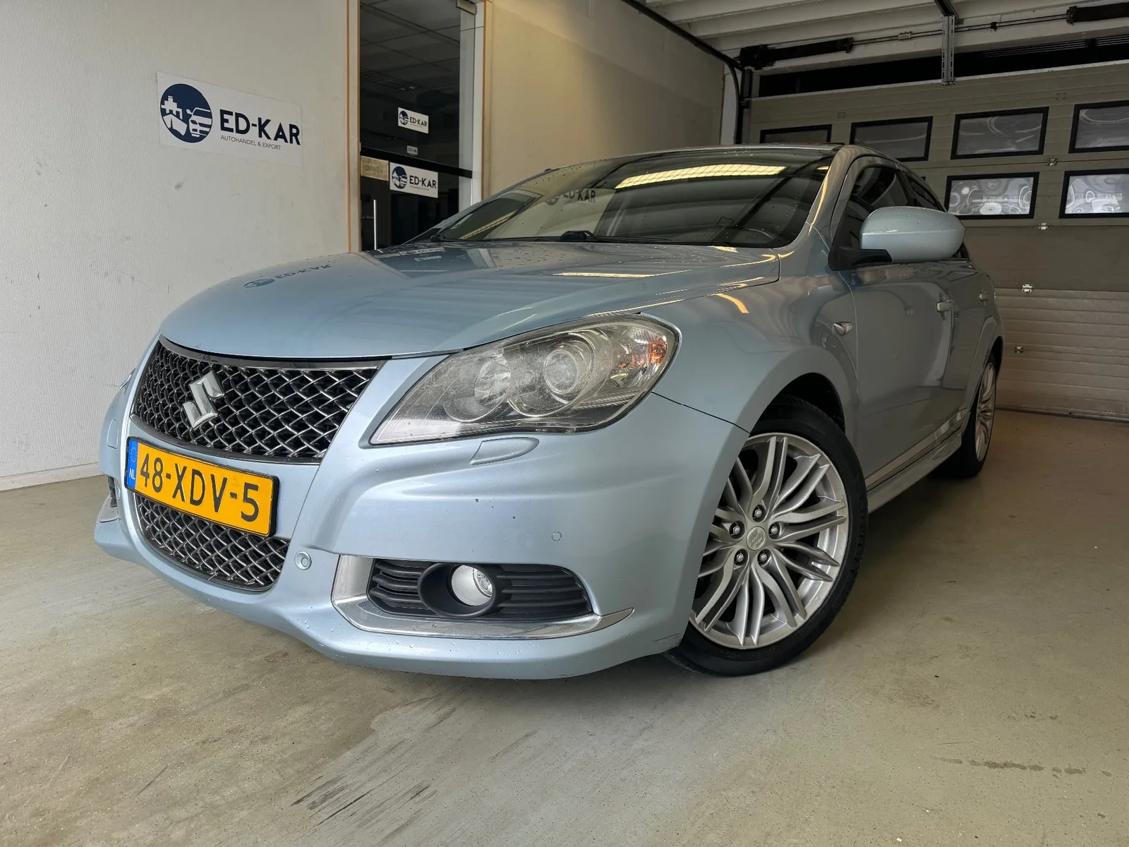 Suzuki KIZASHI (2012) — foto 1