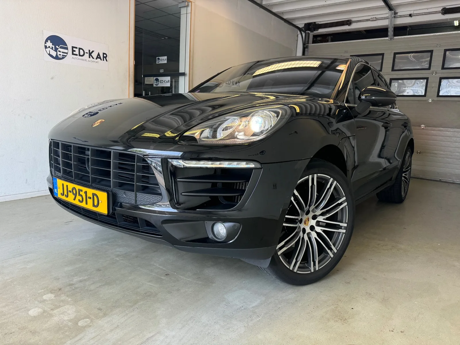 Porsche Macan (2014) — foto 1