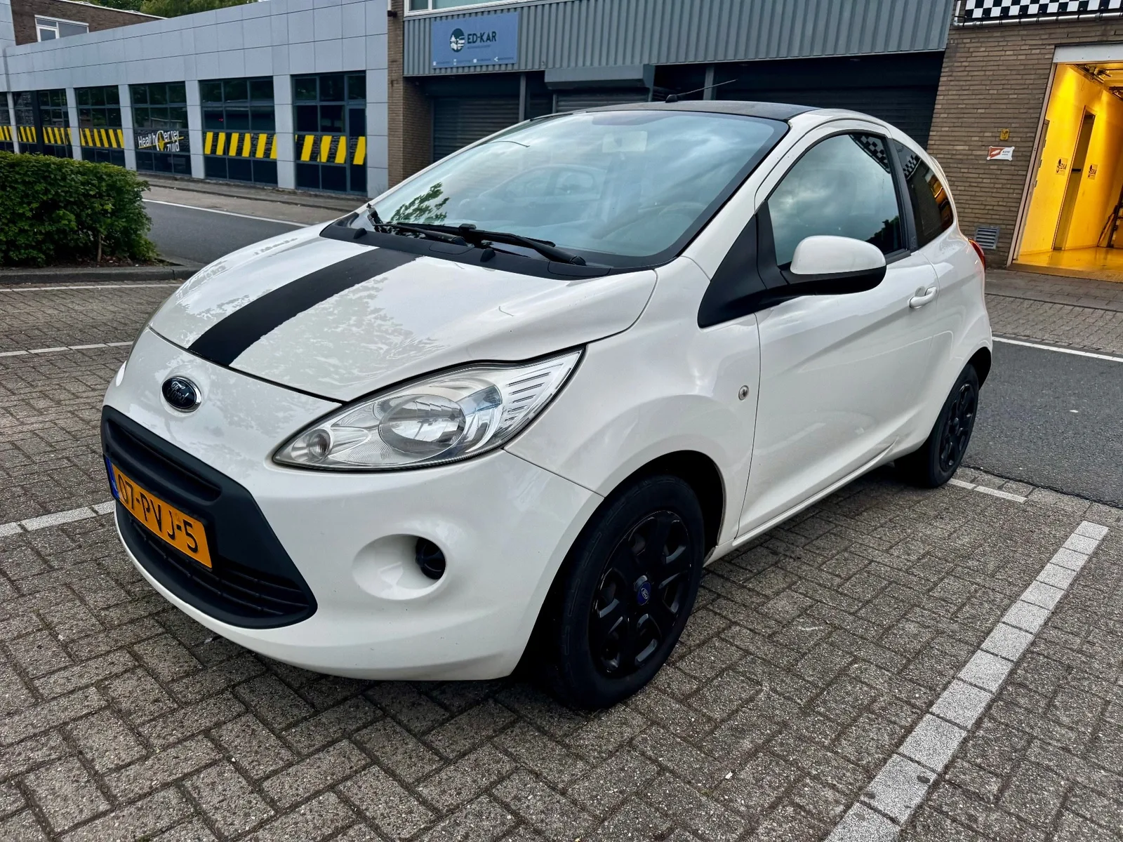 Ford KA (2011) — foto 1
