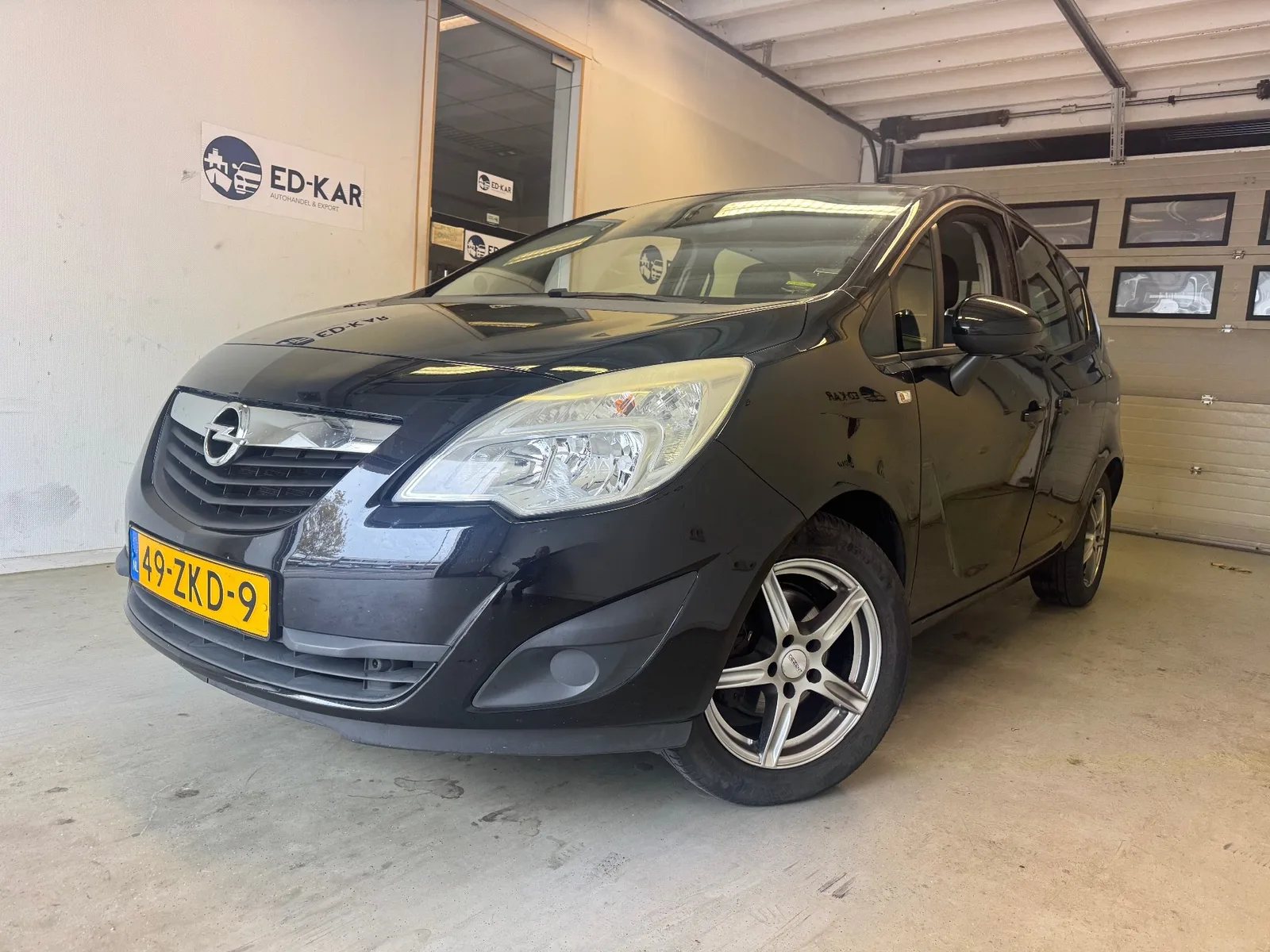 Opel Meriva (2011) — foto 1