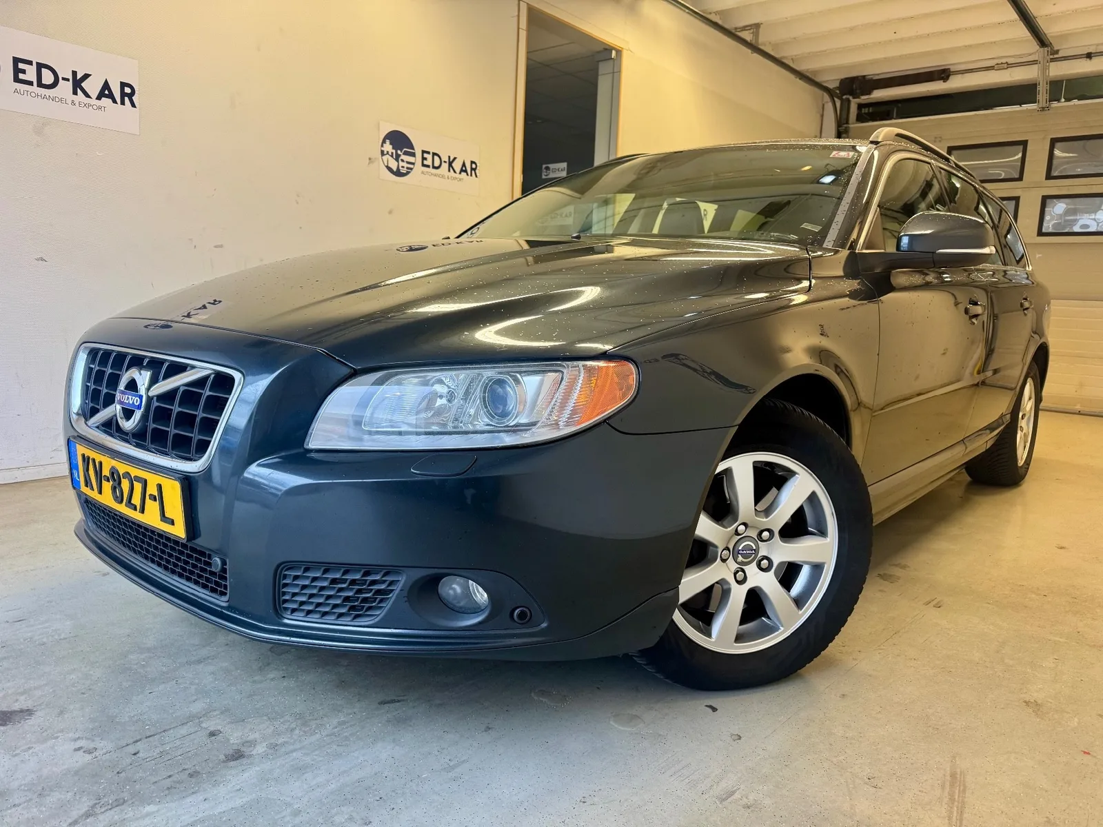 Volvo V70 (2012) — foto 1