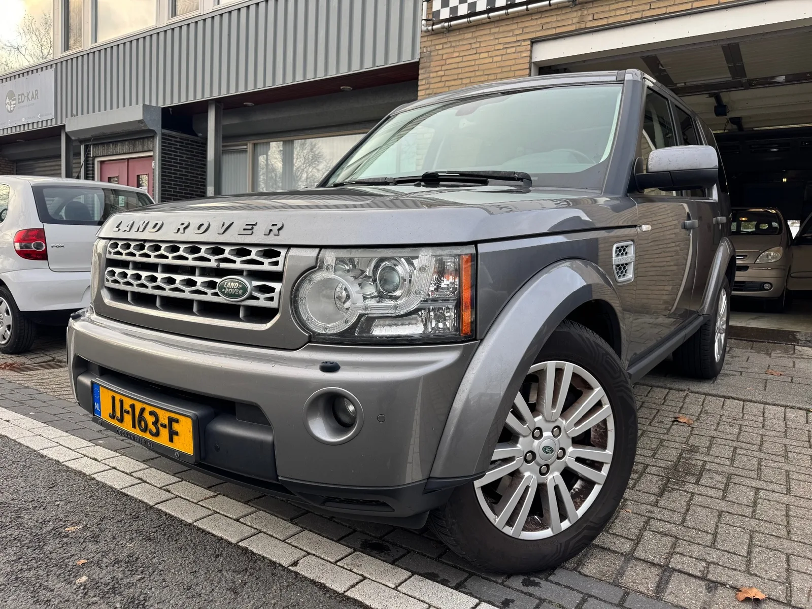 Land Rover Discovery (2011) — foto 1