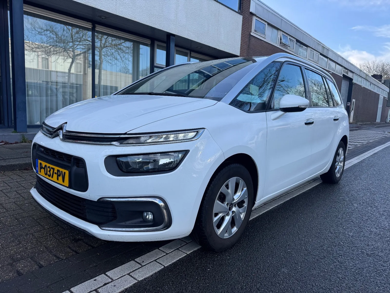 Citroën C4 Grand Picasso (2017) — foto 1