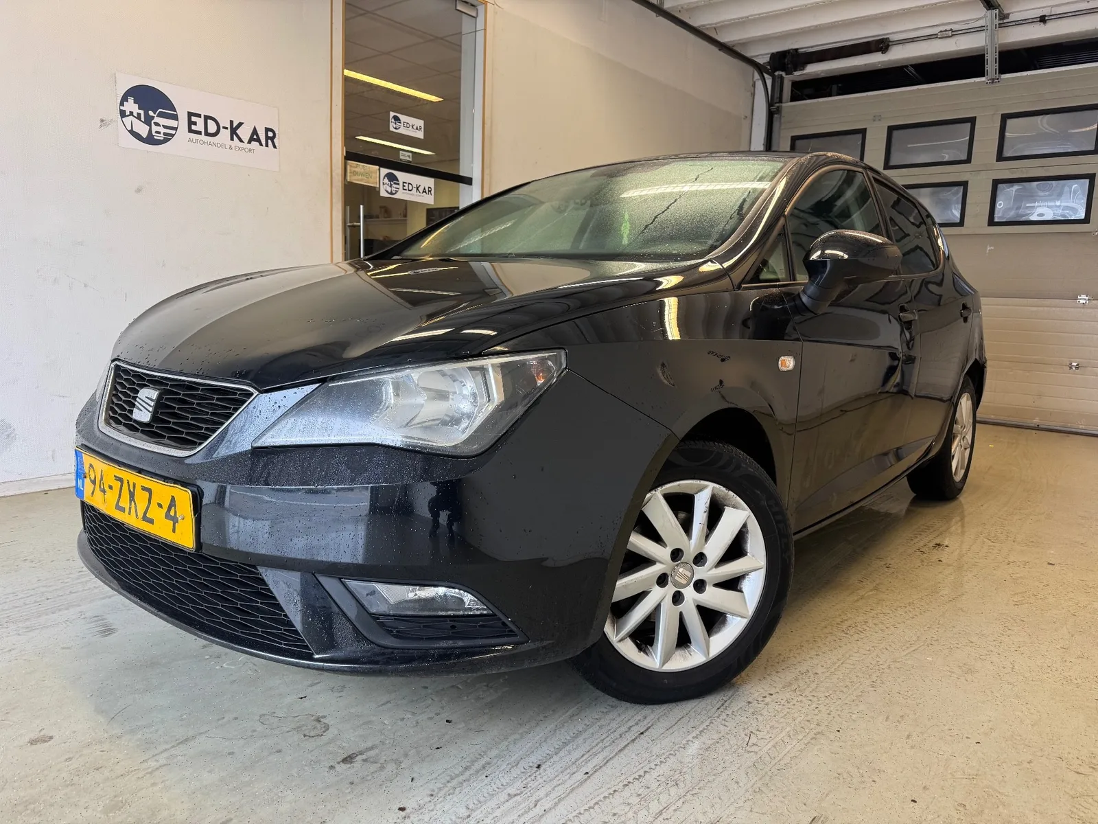 SEAT Ibiza (2013) — foto 1