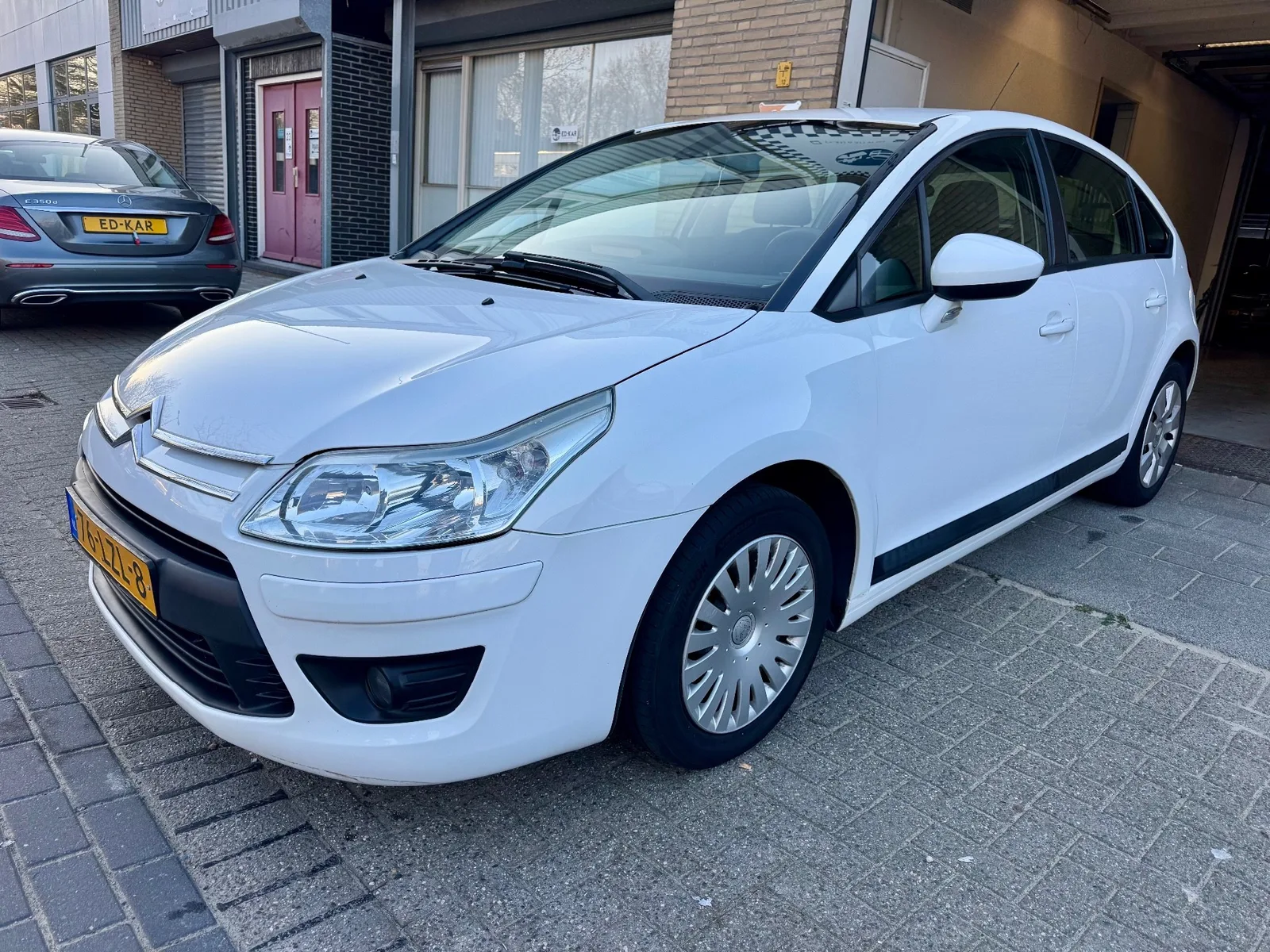 Citroën C4 (2010) — foto 1