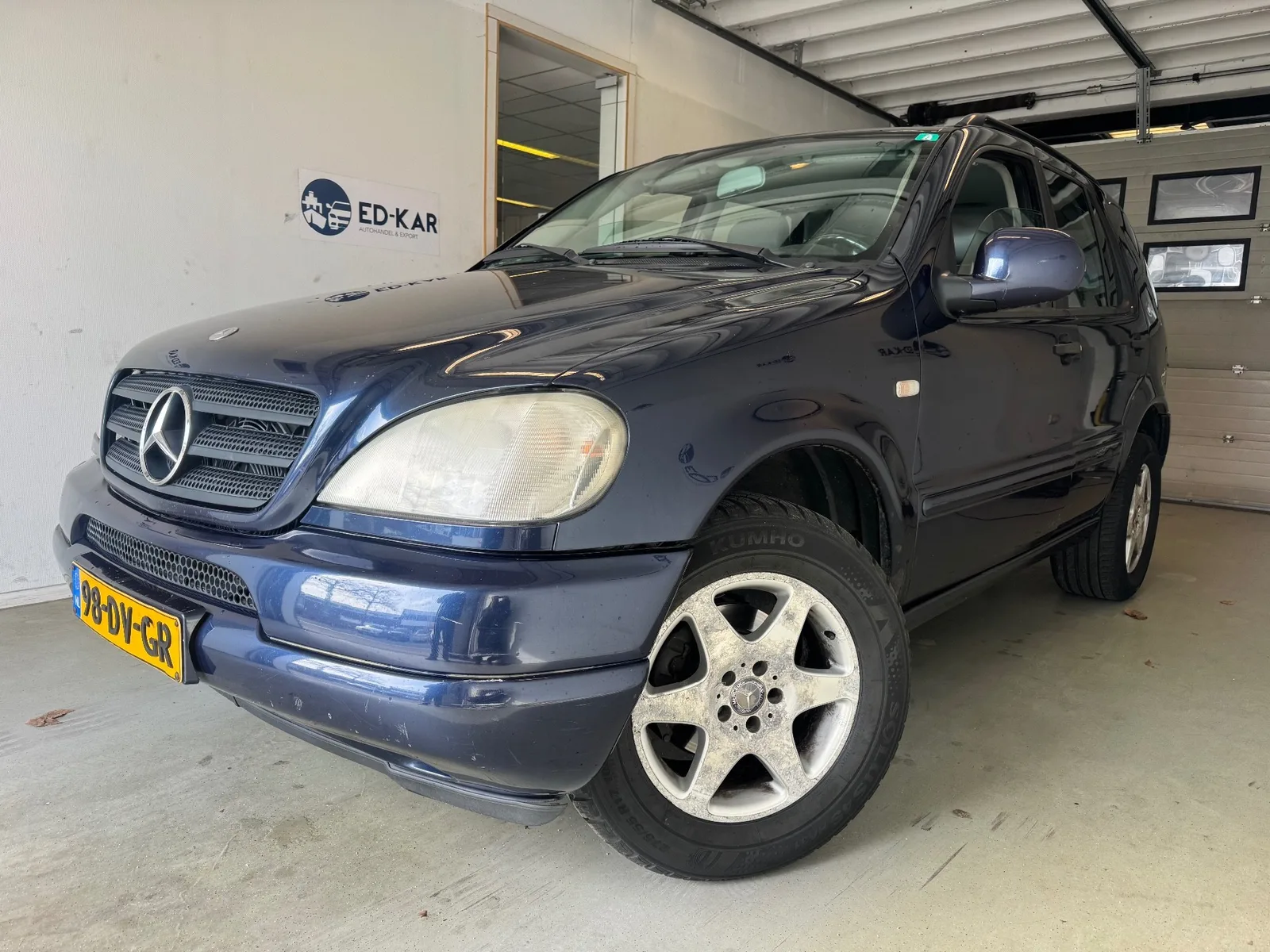 Mercedes-Benz ML-Klasse (2000) — foto 1