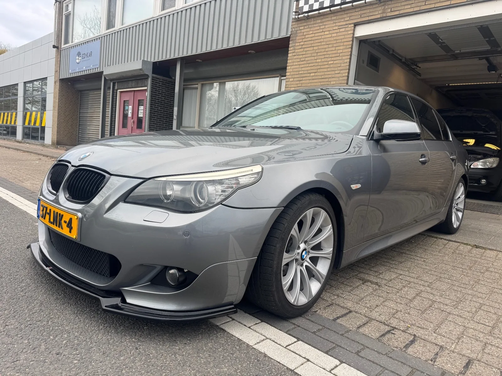 BMW 5-Serie (2010) — foto 1