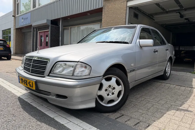 Mercedes-Benz C-Klasse (2000)