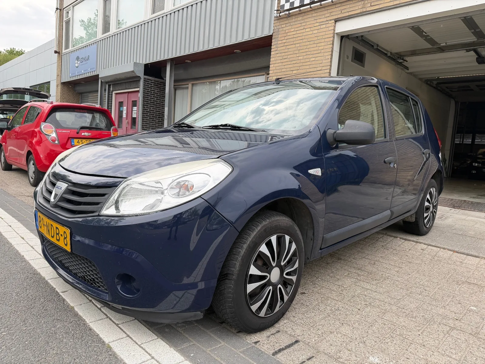 Dacia Sandero (2010) — foto 1