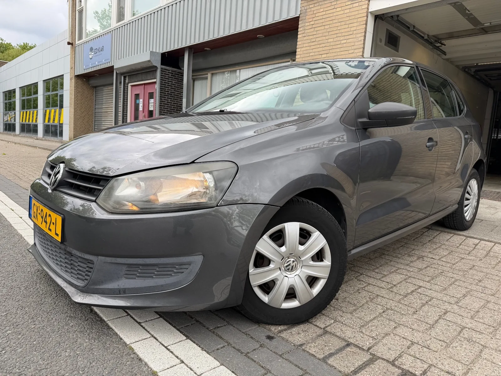 Volkswagen Polo (2009) — foto 1