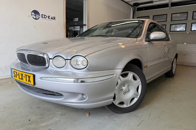 Jaguar X-Type (2003)