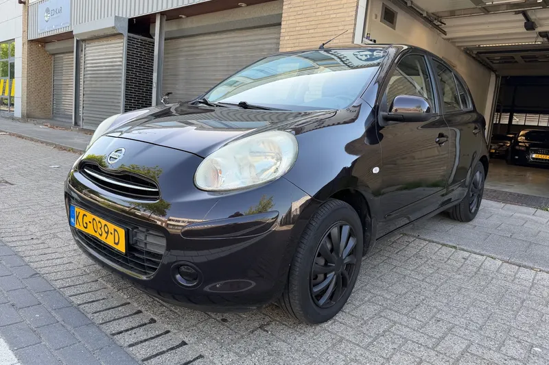 Nissan Micra (2011)
