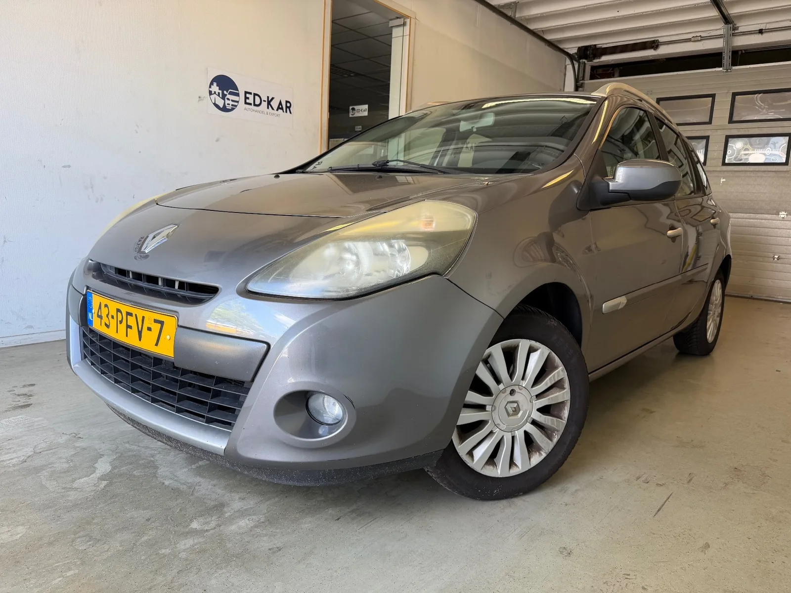 Renault Clio (2011) — foto 1