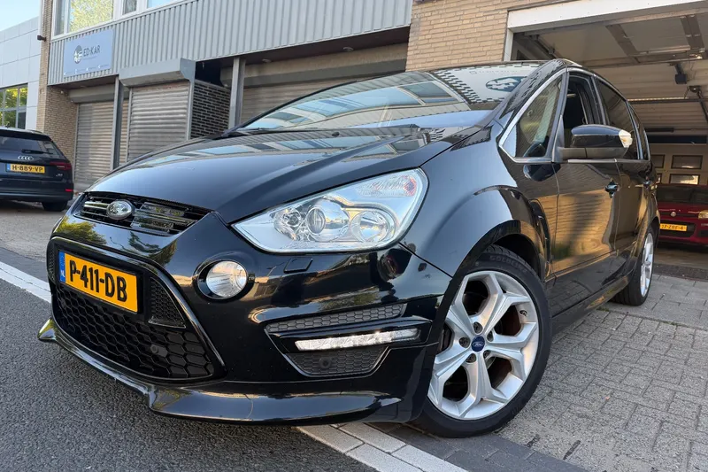 Ford S-Max