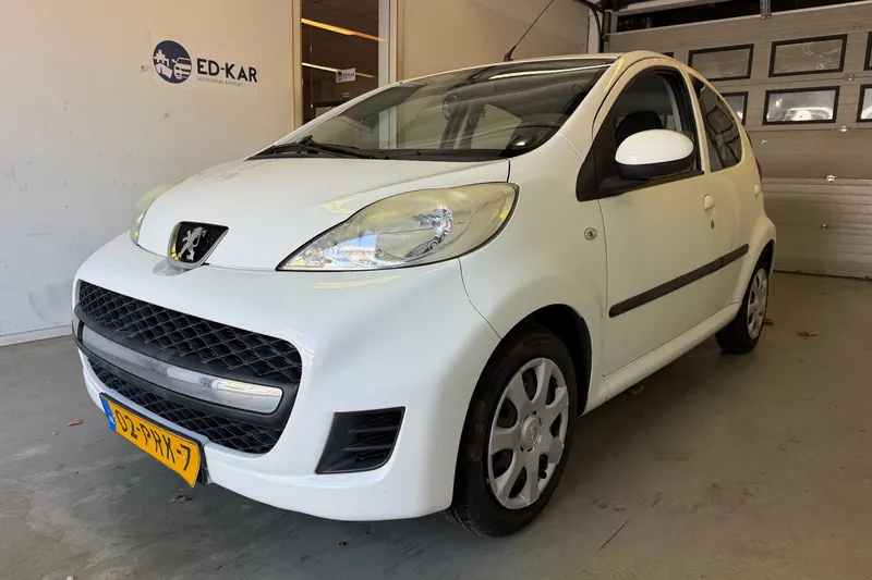 Peugeot 107 (2011)