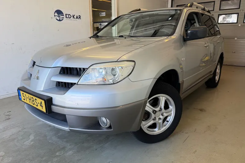 Mitsubishi Outlander (2008)