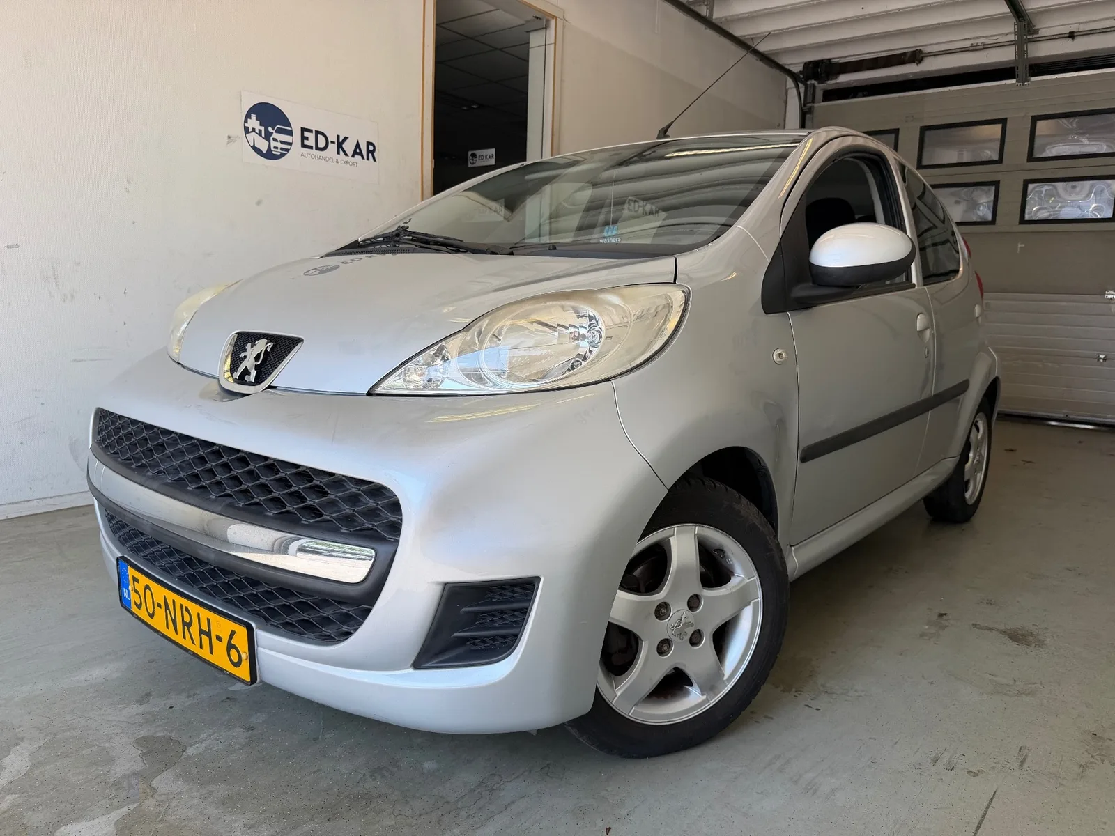 Peugeot 107 (2010) — foto 1