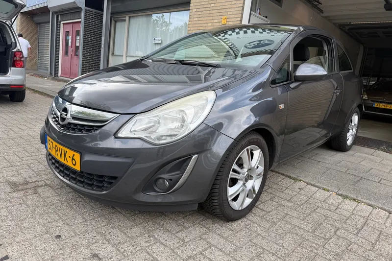 Opel Corsa (2011)