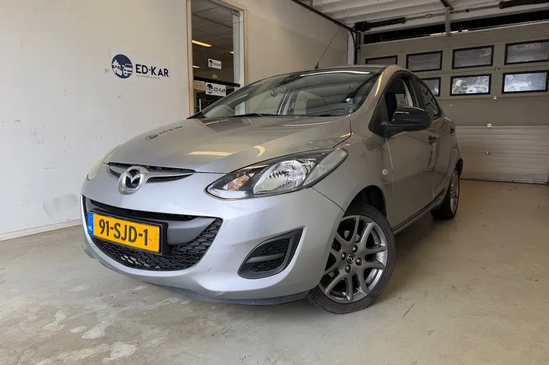 Mazda 2 (2011)