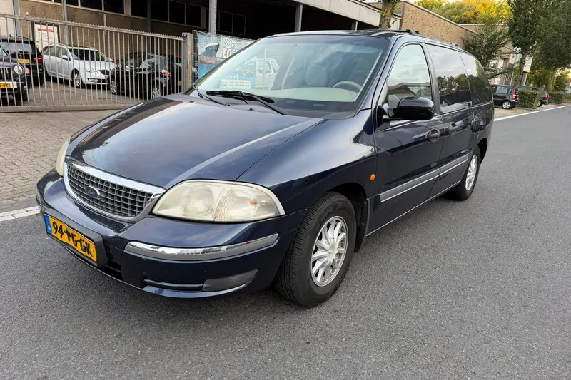 Ford WINDSTAR (2004)