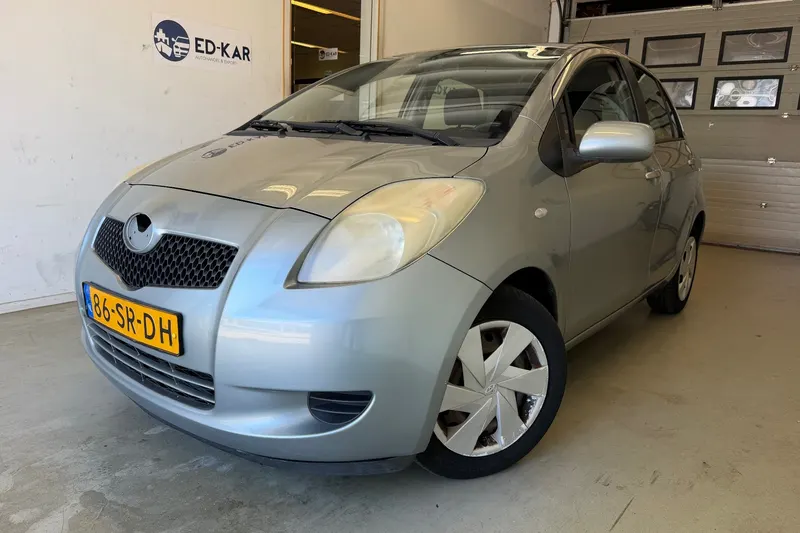 Toyota Yaris (2006)