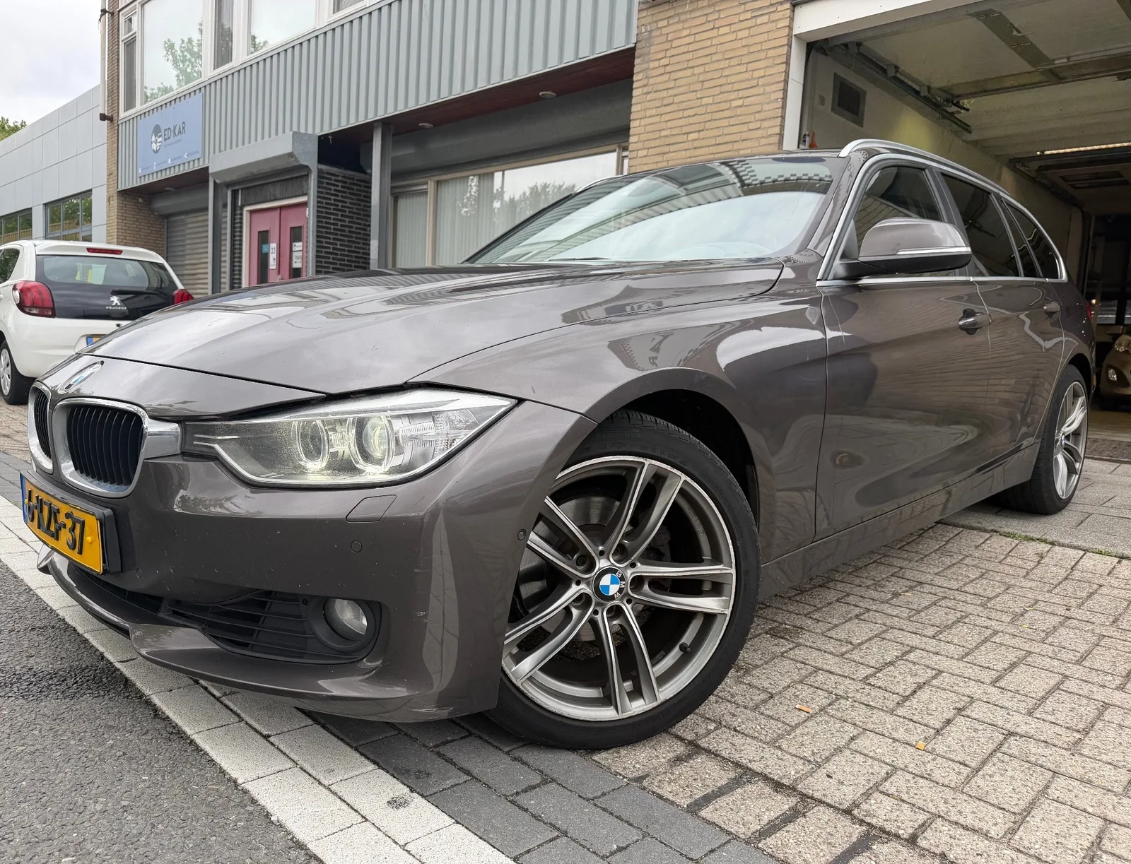 BMW 3-Serie (2013) — foto 1