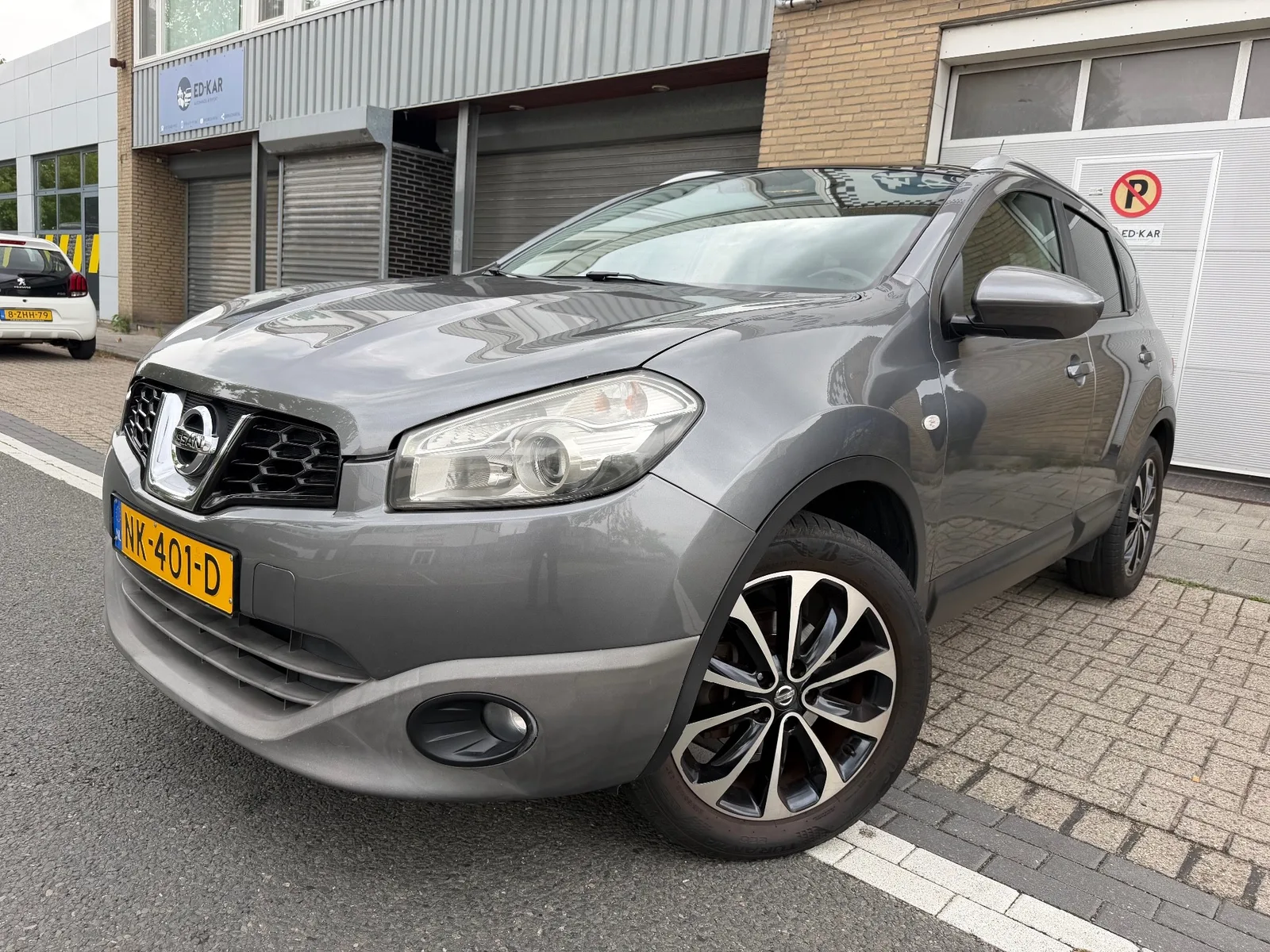Nissan Qashqai (2011) — foto 1
