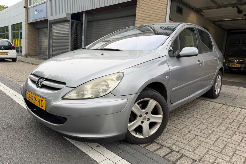 Peugeot 307 (2005)