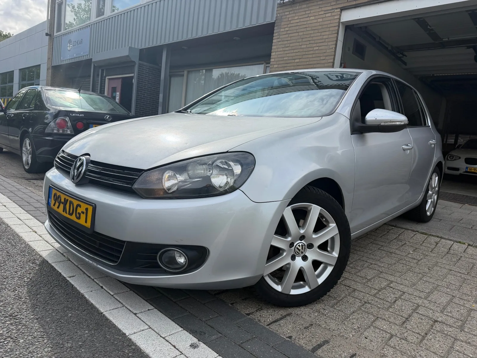 Volkswagen Golf (2008) — foto 1