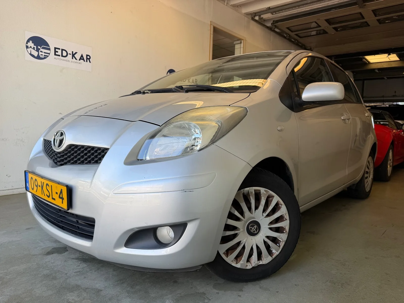Toyota Yaris (2010) — foto 1