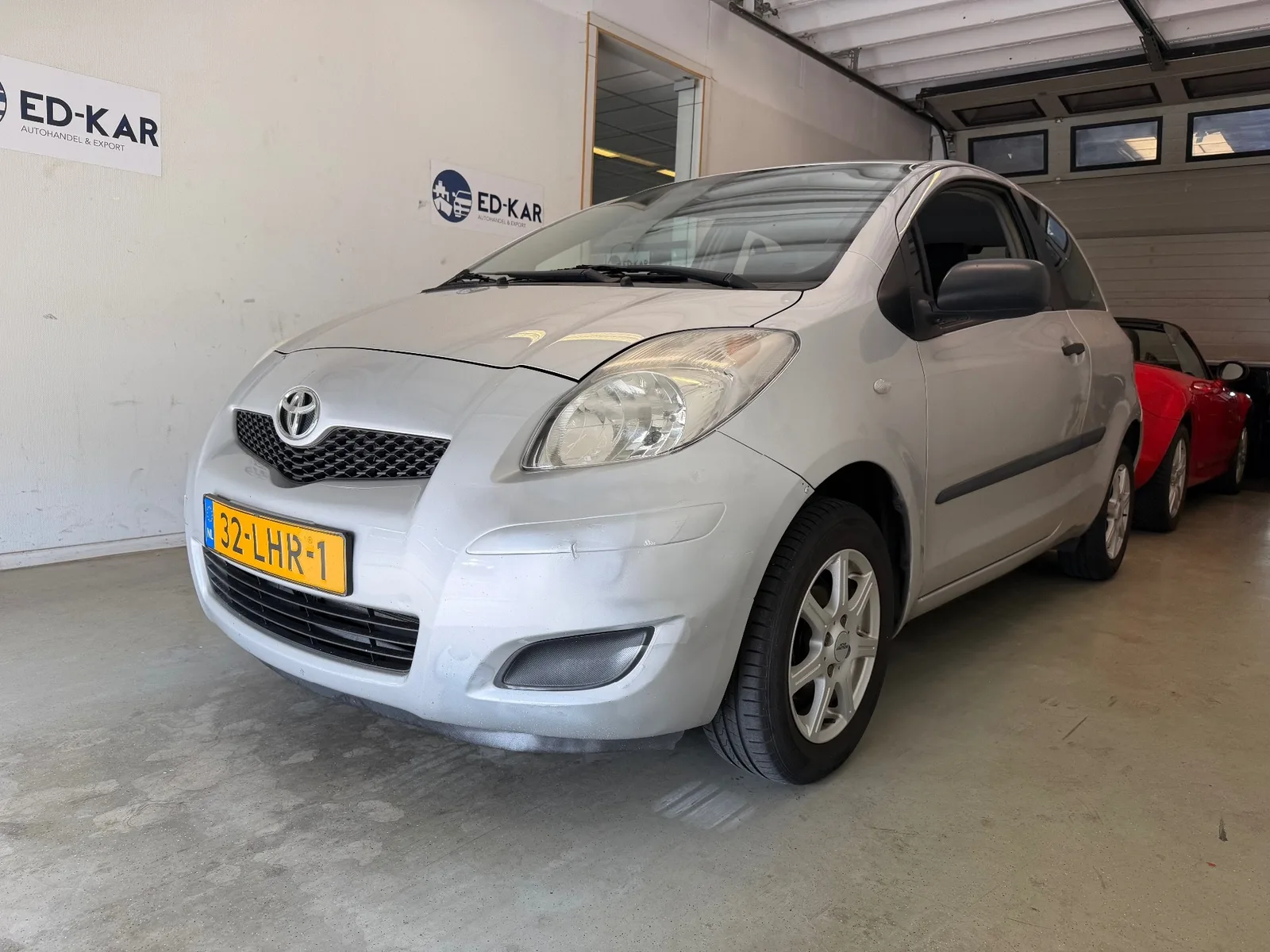 Toyota Yaris (2010) — foto 1