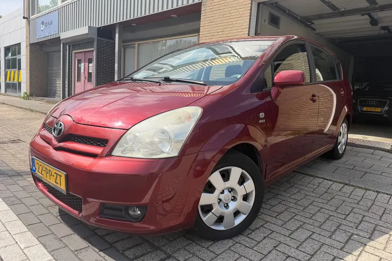 Toyota Corolla (2004)