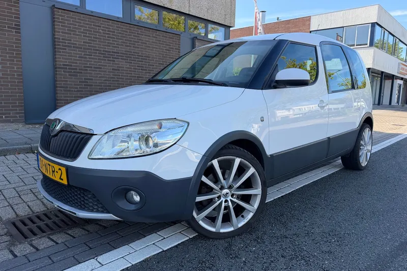 Škoda Roomster (2010)