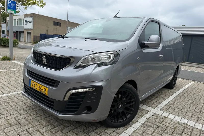Peugeot Expert (2021)