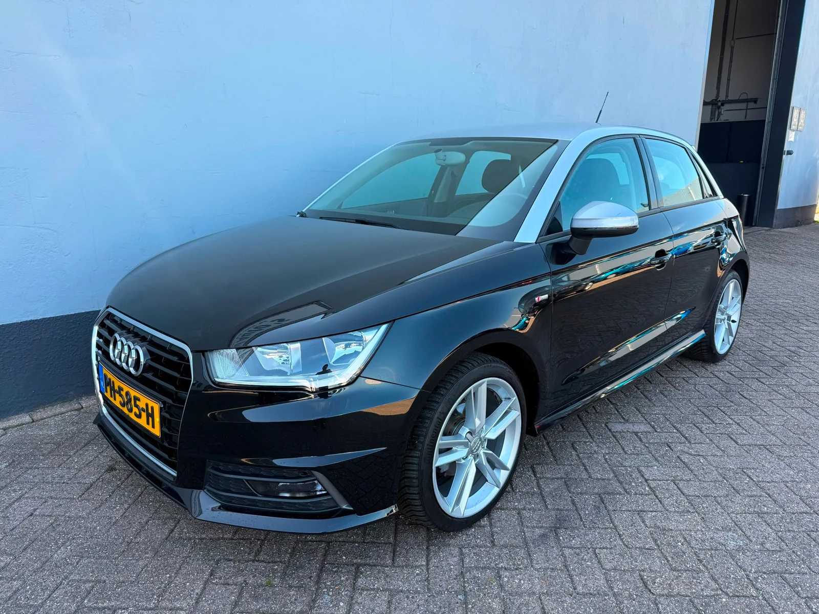 Audi A1 (2017) — foto 1